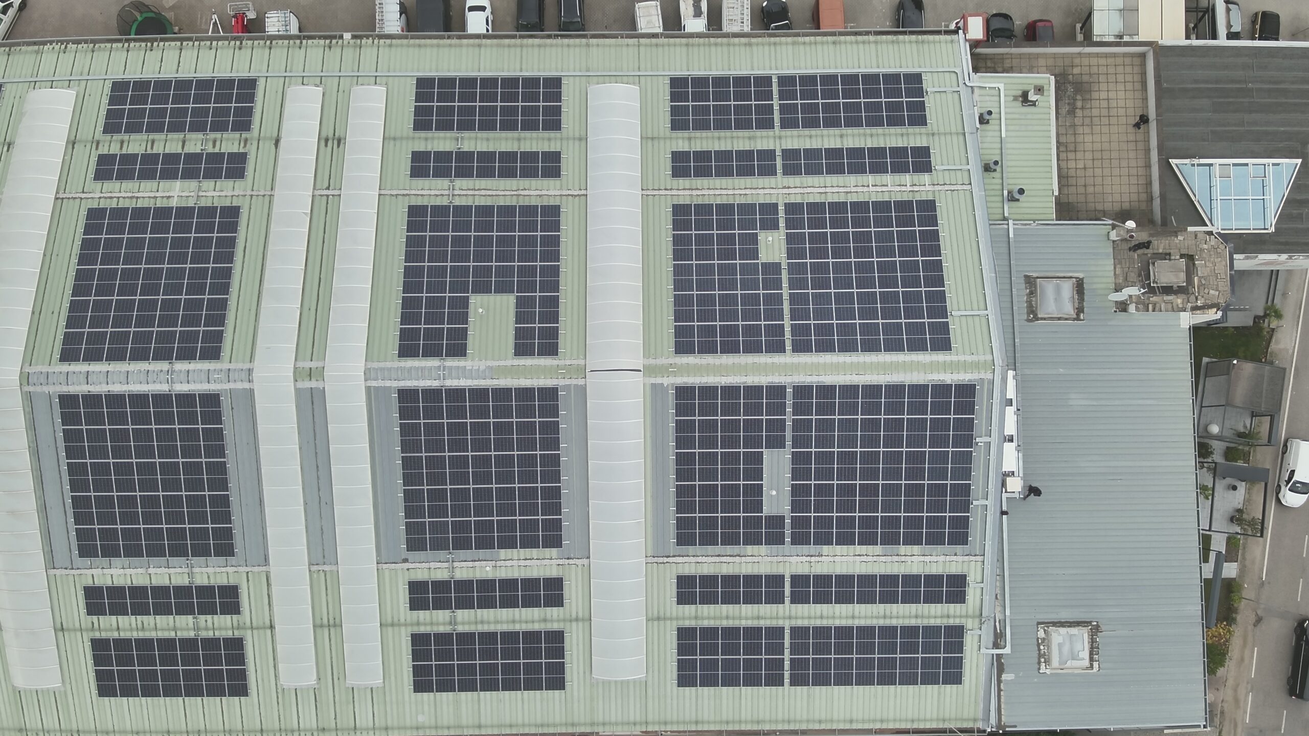 Sonnenkraftwerk Hagenbrunn - Tennishalle